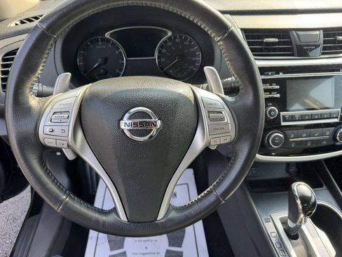 Used 2018 Nissan Altima 2.5 SR FWD image 9