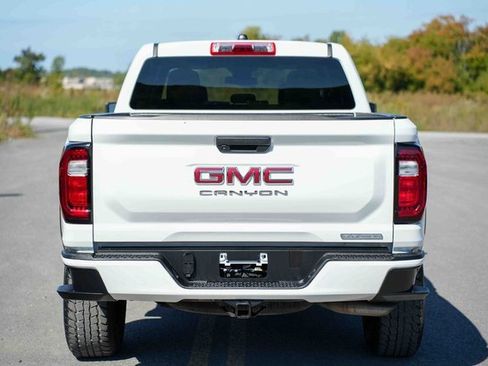 Used 2024 GMC Canyon Elevation image 6