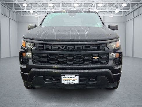 Certified 2022 Chevrolet Silverado 1500 Custom image 3