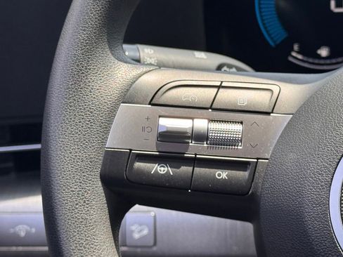 Used 2024 Hyundai Kona SE FWD image 22