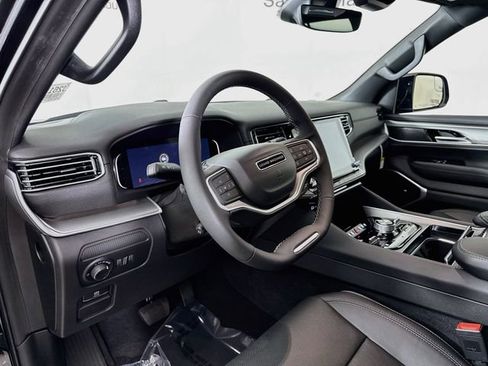New 2026 Jeep Grand Wagoneer 4WD image 9