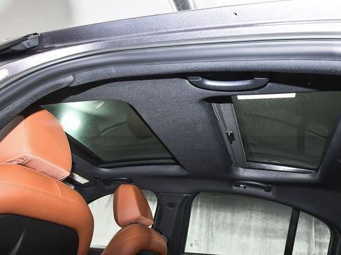 Used 2024 Alfa Romeo Giulia Ti AWD/4WD image 49