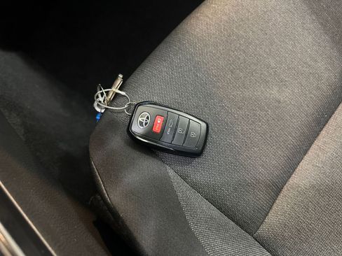 Used 2025 Toyota Camry LE image 22