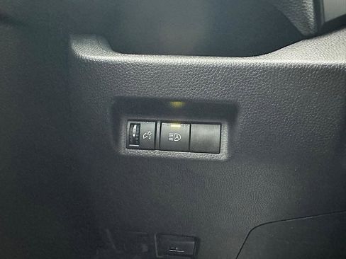 Certified 2024 Toyota RAV4 LE AWD/4WD image 27