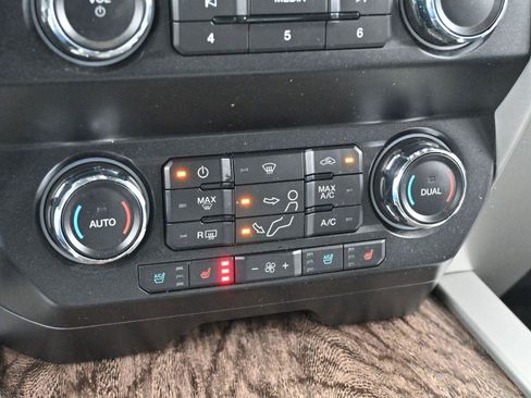 Used 2019 Ford F250 Lariat w/ Lariat Ultimate Package image 23