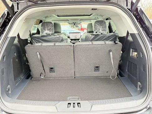 Used 2026 Ford Explorer Active w/ Active Comfort Package image 4