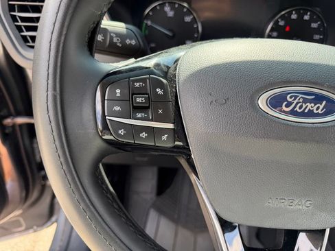 Used 2022 Ford Escape SE w/ Convenience Package FWD image 25