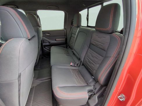 Certified 2025 Nissan Frontier PRO-4X w/ Interior Protection Package image 27