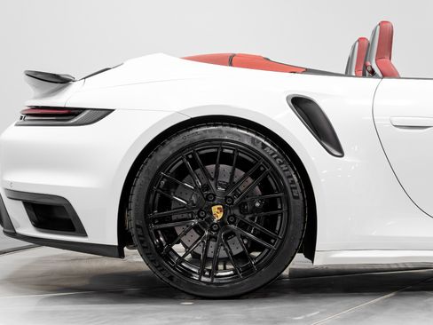 Used 2021 Porsche 911 Turbo S image 18