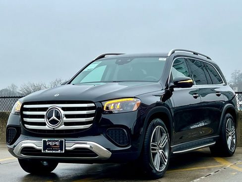Certified 2026 Mercedes-Benz GLS 450 GLS 450 image 4