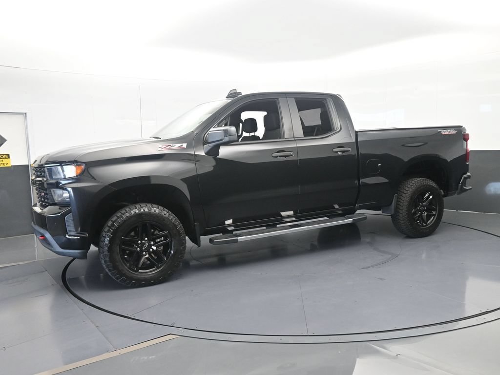 Used 2020 Chevrolet Silverado 1500 Custom Trail Boss w/ Custom Convenience Package AWD/4WD image 2