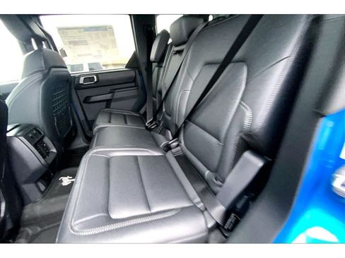 New 2025 Ford Bronco Badlands w/ Sasquatch Package image 11