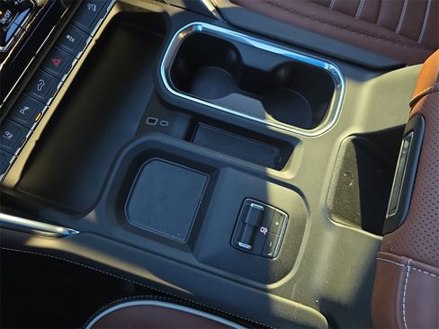 New 2026 GMC Sierra 2500 Denali Ultimate image 23