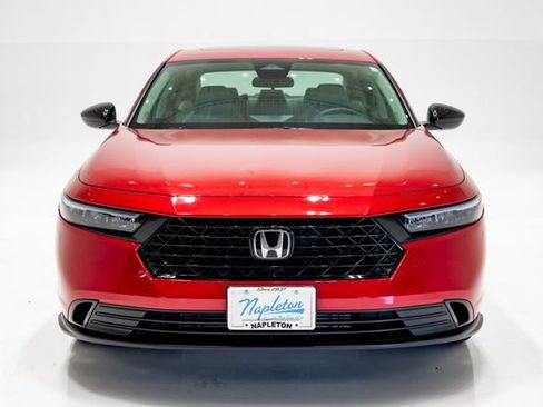 Used 2025 Honda Accord SE image 4