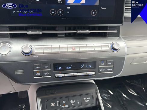 Used 2024 Hyundai Kona Limited FWD image 29