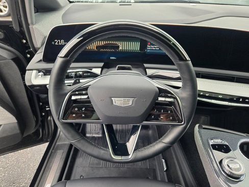 Used 2025 Cadillac Optiq Luxury 1 w/ LPO, Floor Liner Package AWD/4WD image 33