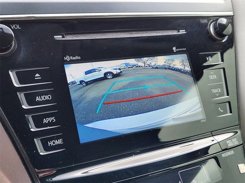 Used 2015 Toyota Prius V Five image 20