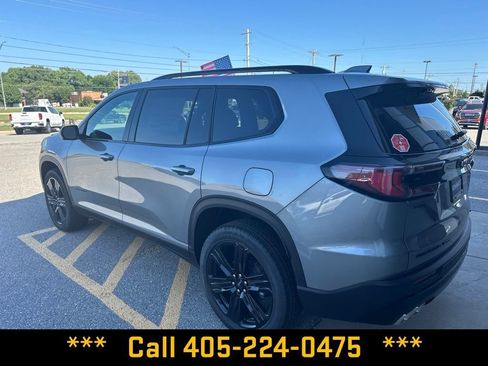 New 2026 GMC Acadia Elevation w/ Black Edition AWD/4WD image 13
