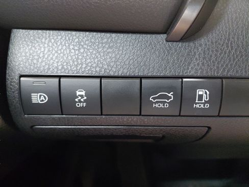 Used 2023 Toyota Camry SE FWD image 37