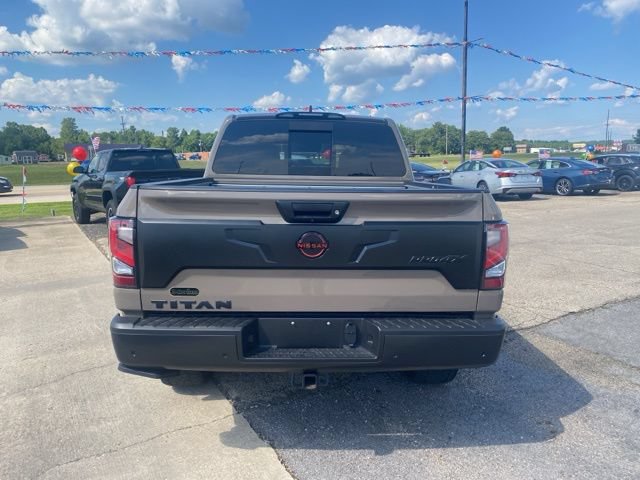 Used 2024 Nissan Titan PRO-4X w/ Pro-4x Convenience Package AWD/4WD image 5