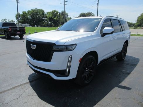 Used 2023 Cadillac Escalade Sport w/ Touring Package AWD/4WD image 12