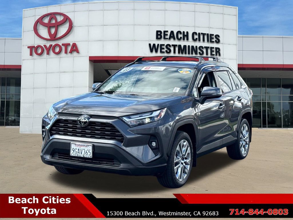 Used 2023 Toyota RAV4 XLE Premium FWD image 6