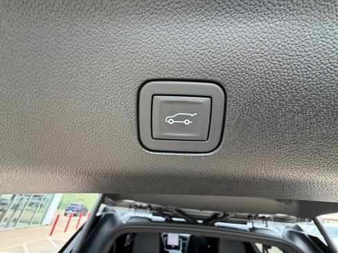 New 2026 GMC Yukon XL Denali w/ LPO, Floor Liner Package AWD/4WD image 28