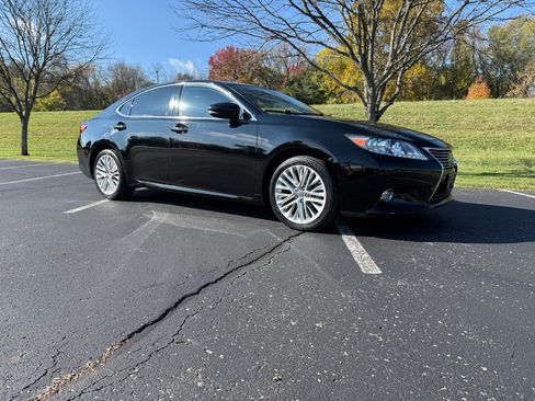 Used 2014 Lexus ES 350 w/ Luxury Package image 1