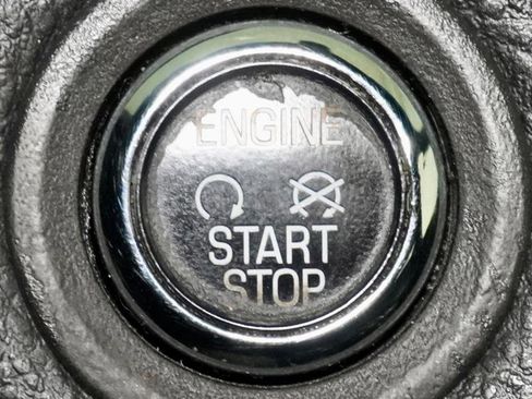 Used 2015 Ford Taurus Limited image 31