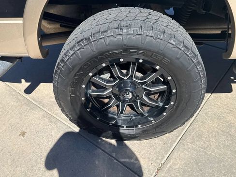 Used 2013 Ford F150 Lariat w/ Mid Equipment Group AWD/4WD image 13