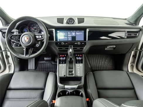 New 2026 Porsche Macan GTS AWD/4WD image 19