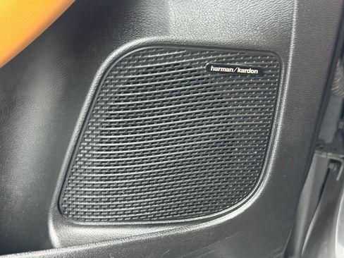 Used 2022 Chrysler Pacifica Pinnacle image 20