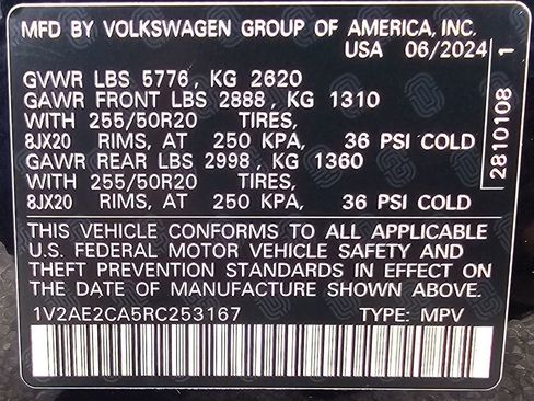 Used 2024 Volkswagen Atlas Cross Sport SEL R-Line image 24