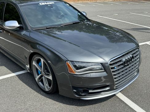 Used 2014 Audi S8 AWD/4WD image 17