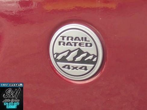 Used 2021 Jeep Wrangler Sport AWD/4WD image 22