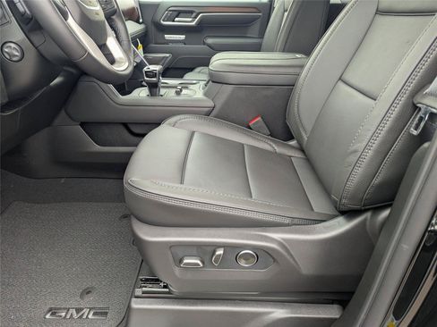 New 2026 GMC Sierra 1500 Denali AWD/4WD image 22