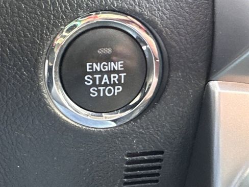 Used 2016 Toyota 4Runner Limited image 23