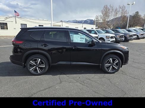 Used 2024 Nissan Rogue SL w/ SL Premium Package image 8