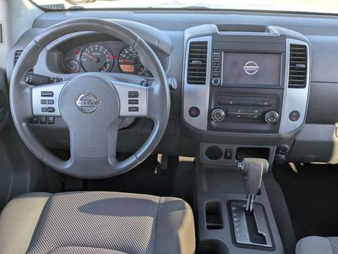 Used 2019 Nissan Frontier SV image 25