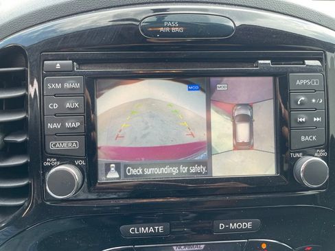 Used 2016 Nissan Juke SV w/ Technology Package FWD image 11