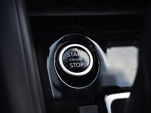 New 2025 Nissan Versa SV image 16