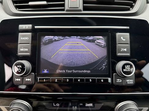 Used 2017 Honda CR-V LX image 29