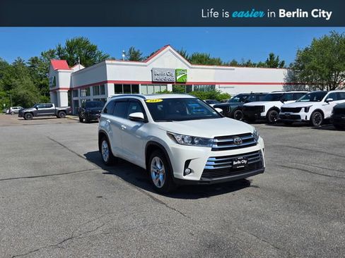 Used 2017 Toyota Highlander Limited AWD/4WD image 1