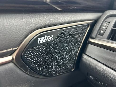 Used 2019 Lexus ES 300h Ultra Luxury w/ Accessory Package 2 FWD image 18