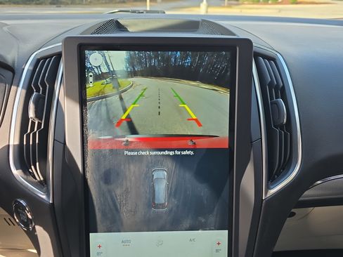 Used 2023 Ford Edge Titanium w/ Equipment Group 301A image 22