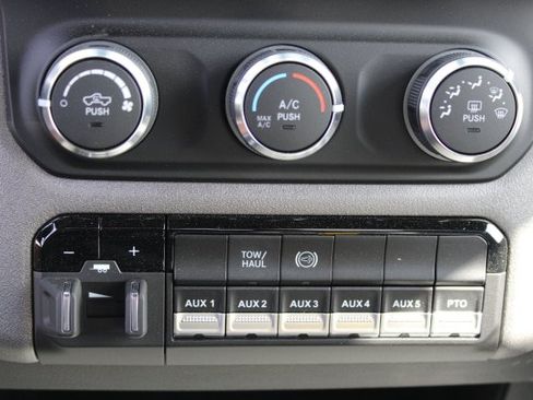 New 2025 RAM 4500 Tradesman RWD image 26