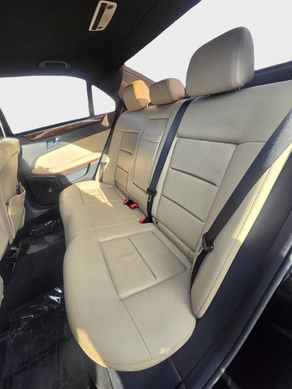 Used 2010 Mercedes-Benz E 350 Sedan image 12