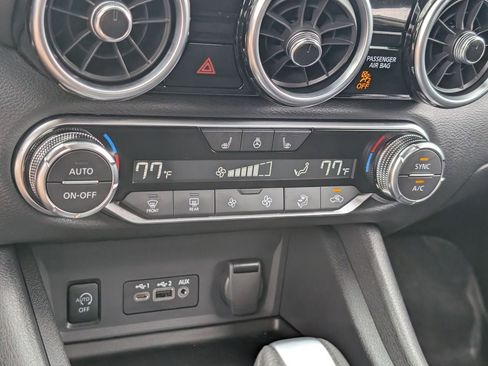 Certified 2025 Nissan Sentra SV w/ All-Weather Package FWD image 17