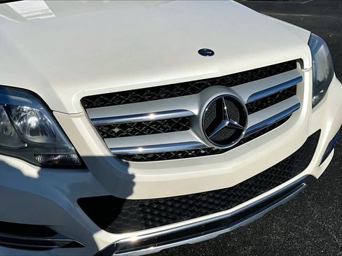 Used 2015 Mercedes-Benz GLK 350 4MATIC image 29