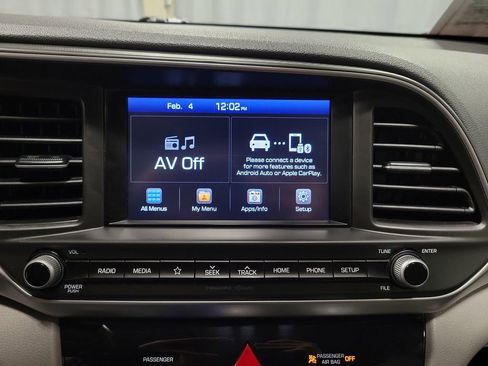 Used 2019 Hyundai Elantra SEL image 19